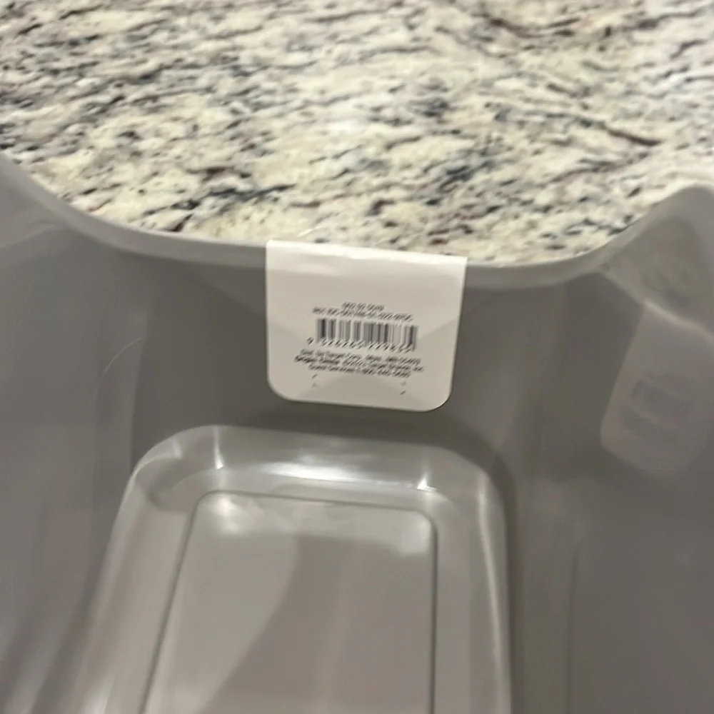 Bundle of four new bright room, bathroom storage containers